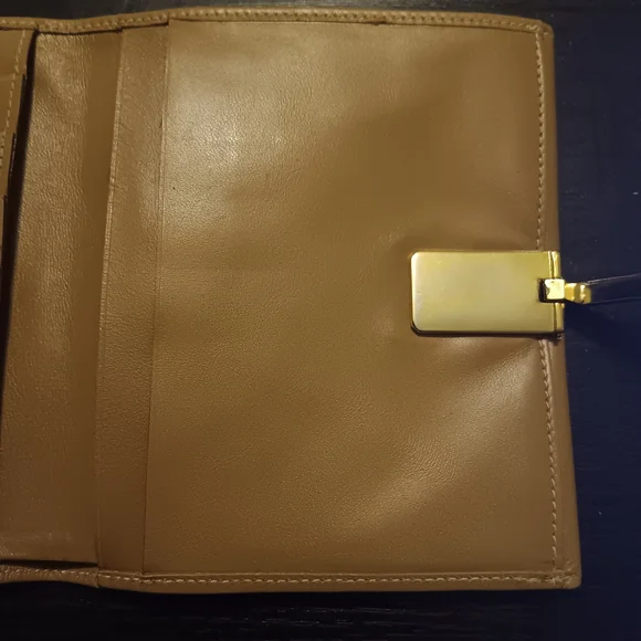 Fendi Vintage Rare Yellow and Black Wallet (EUC) - Picture 6 of 13